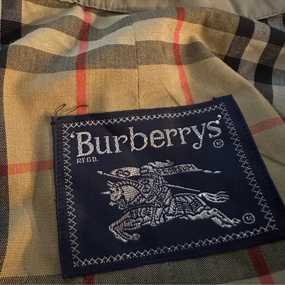 Vintage Burberry Classic Beige Trench Coat size 40 runs big XL - Picture 14 of 16